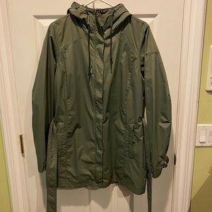 Columbia Sleek water-resistant trench coat